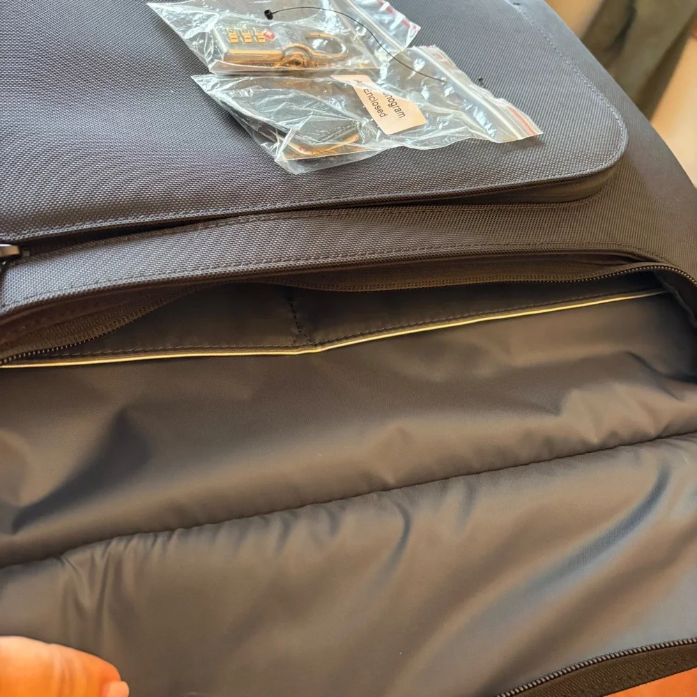 TUMI Arrive 'LaGuardia' | Black Nylon 4-Wheeled Briefcase | Gorgeous Condition